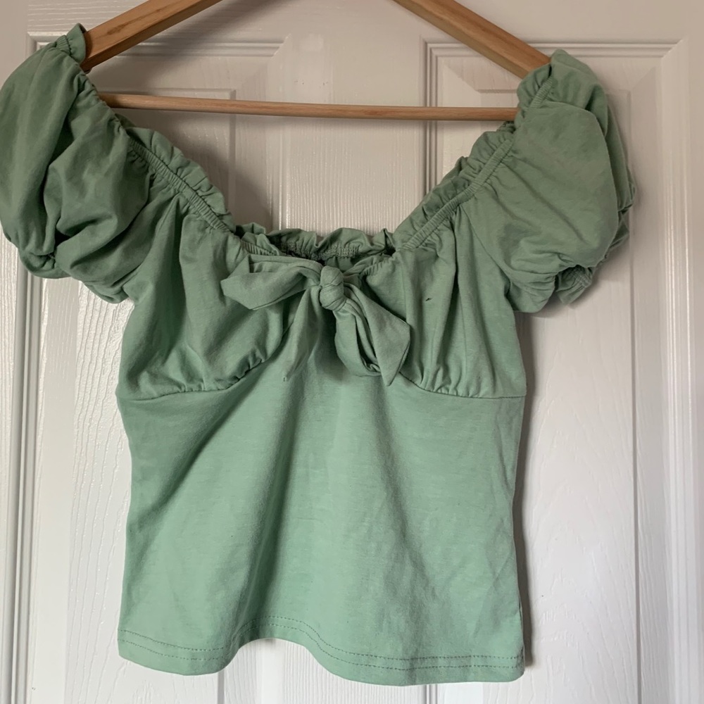 puff sleeve top